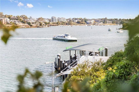 GLAD1 - Monash Rd - Gladesville - Accommodation Sydney 3