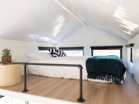 Golden Hill Farmstay By Tiny Away - Accommodation Sydney 3