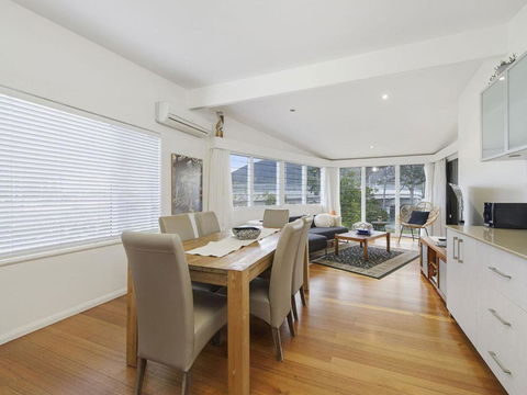 H2O Holiday Apartments Unit 13 - Accommodation Sydney 2