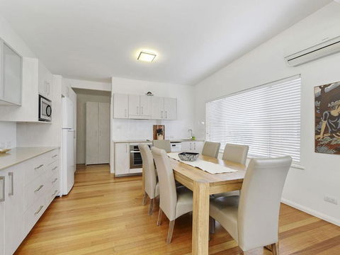 H2O Holiday Apartments Unit 13 - Accommodation Sydney 4