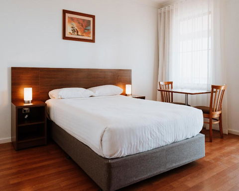 Hedland Hotel - Sydney 4u 2