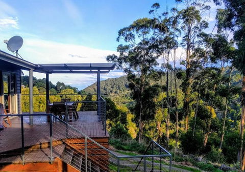 HILLSIDE HOUSE - Accommodation Sydney 0