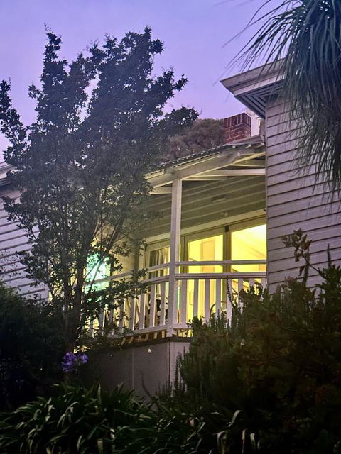 Hilltop Cottage - Accommodation Sydney 2