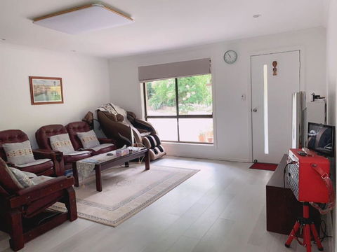 Home Away From Home-(Room1) - Sydney 4u 2