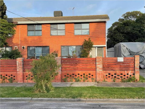 Home In Laverton 19 Minutes To Melbourne CBD - Sydney 4u 0