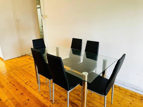 House In Sunshine Close To City - Sydney 4u 1