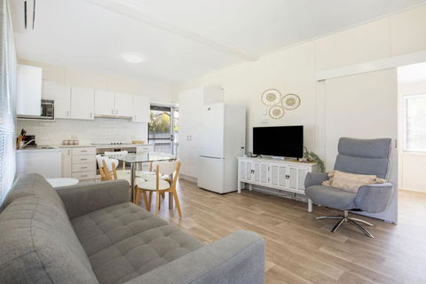 Idle Hours Pet Friendly 5 Mins Walk To Beach - Sydney 4u 2