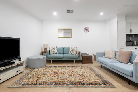 Idyllic And Spacious Apartment Near Trendy Zetland - Sydney 4u 0