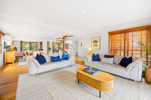 Illalangi - Views, Pool, Walk To Beach - Sydney 4u 3
