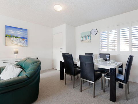 Intrepid 13 Fantastic Unit With Stunning Water Views - Sydney 4u 3