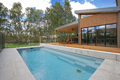 Adori Maloo - Bundalong - Sydney 4u 0