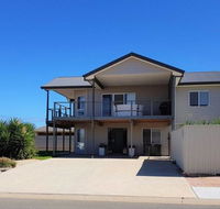 Agape Holiday Home - Sydney 4u