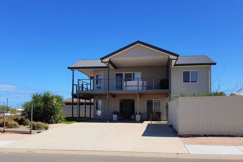Agape Holiday Home - Sydney 4u 0