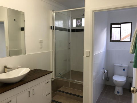 Airlie Getaway Unit 3 - Sydney 4u 2