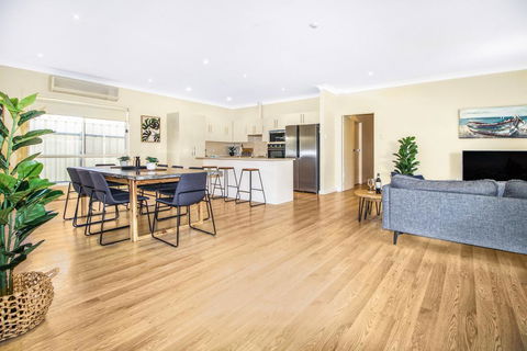 Aldinga Beach Experience - Accommodation Sydney 0
