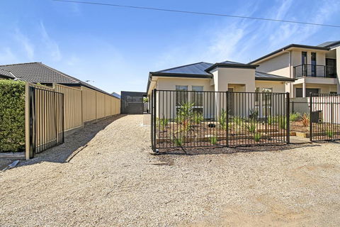 Aldinga Beach Experience - Accommodation Sydney 1