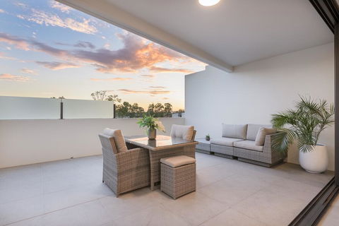 Allure Mooloolaba - Sydney 4u 2