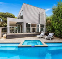 Amalfi Dream - Luxury Villa with Pool and Spa walk to beach and shops - Sydney 4u