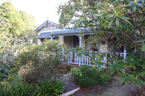 Ambrose Cottage Front Apartment - Accommodation Sydney 1
