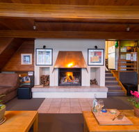 Aneeki Ski Lodge - Sydney 4u
