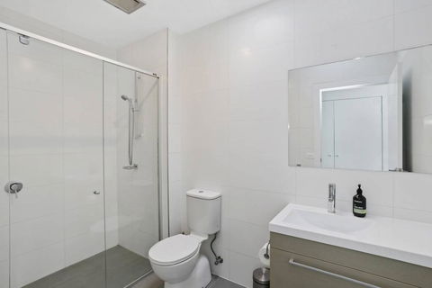 APOLLO 13 PENTHOUSE - Free Wifi & Huge Terrace! - Accommodation Sydney 2