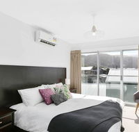 APOLLO 13 STUDIO - free wifi opposite beach - Sydney 4u