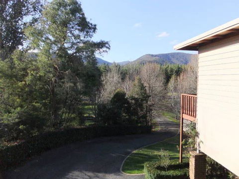 Apple Blossom Retreat - Sydney 4u 1
