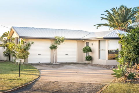 Apurla Hervey Bay - Located At The Point - Sydney 4u 2