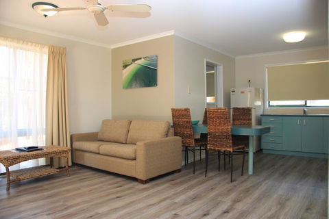 Aqua Villa Holiday Apartments - Accommodation Sydney 1