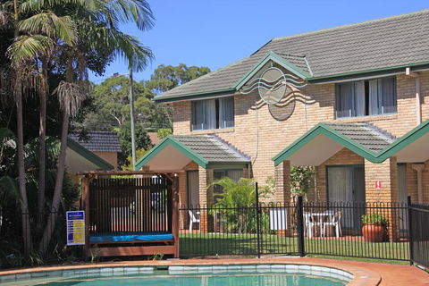 Aqua Villa Holiday Apartments - Accommodation Sydney 0