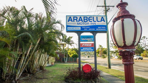 Arabella Motor Inn (formerly South Tweed Motor Inn) - Sydney 4u 3