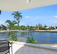 Arc Resort Stunning 3 Bedroom in Broadbeach - Accommodation Sydney