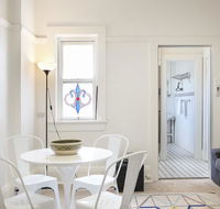 Art Deco Oasis Minutes From the City - Sydney 4u