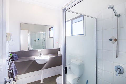 Ascot Lodge Motor Inn - Sydney 4u 2