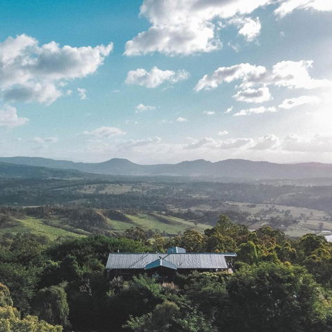 Luxurious Hinterland Guest House With HEATED POOL Sleeps 10 Brisbane Scenic Rim Gold Coast - Sydney 4u 2