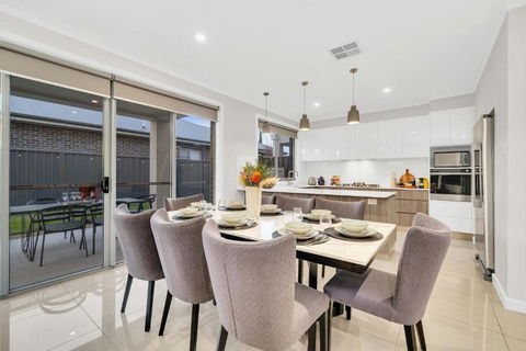 Luxury On City Fringe In Klemzig By Elegant Stays - Sydney 4u 2