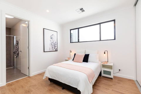 Luxury Private Ensuite Room Close To Airport,City, Genelg Beach - Sydney 4u 0