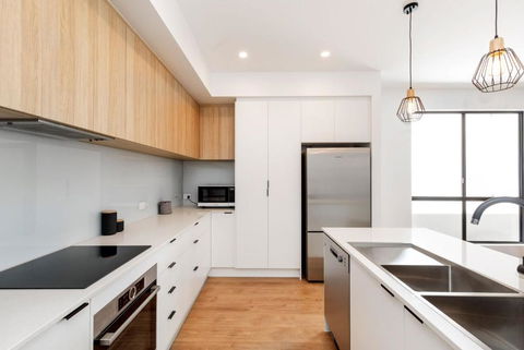 Luxury Private Ensuite Room Close To Airport,City, Genelg Beach - Sydney 4u 2