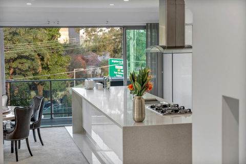 Luxury Retreat Sydney Airport Direct Train Line - Accommodation Sydney 2