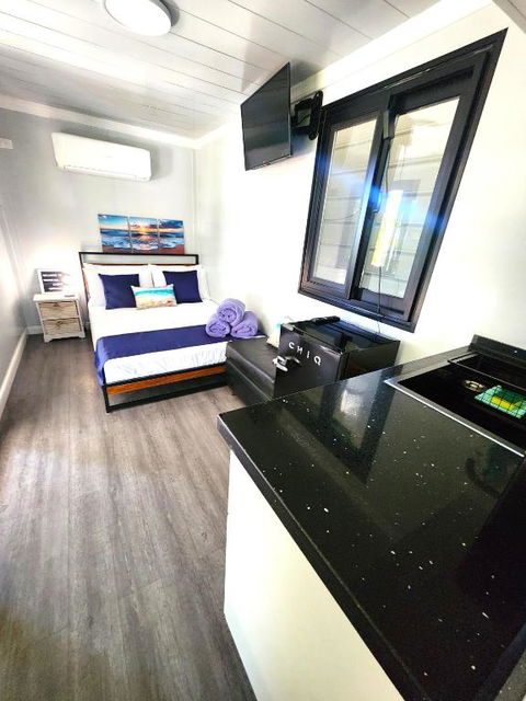 MAGNETIC CABIN Entire Studio On Magnetic Island - Accommodation Sydney 2