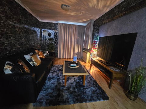 Melville Oasis - Sydney 4u 2