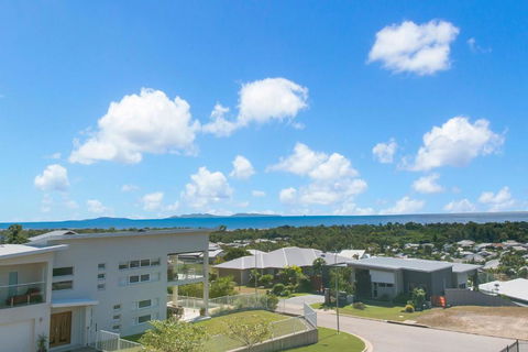 Modern Luxury Ocean Views - Sydney 4u 1