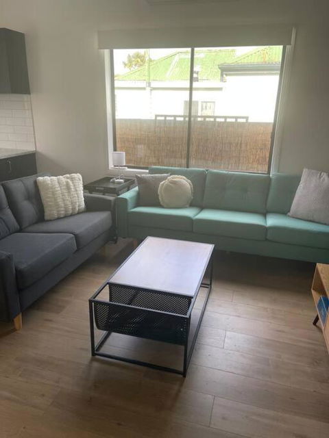 Milton House, Hamilton - Sydney 4u 1