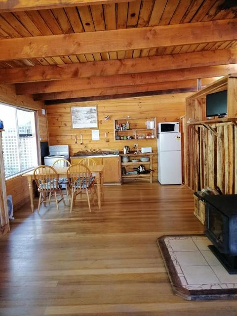 Minnow Cabins Lower Beulah - Sydney 4u 2
