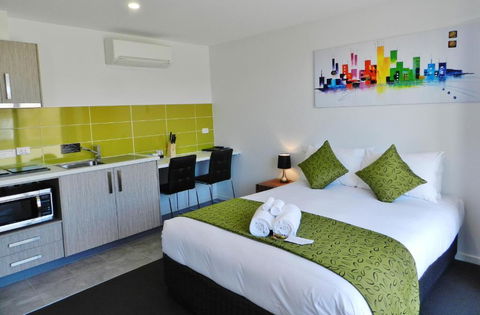 Motel 24 - Sydney 4u 1