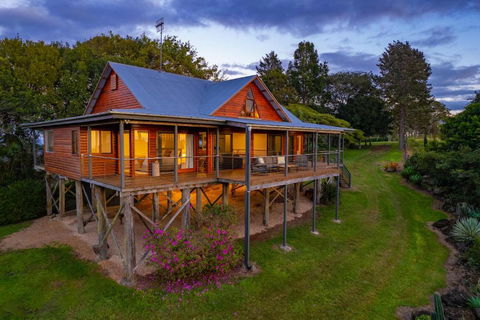 Mountain Retreat With Ocean Views And Fireplace - Sydney 4u 3