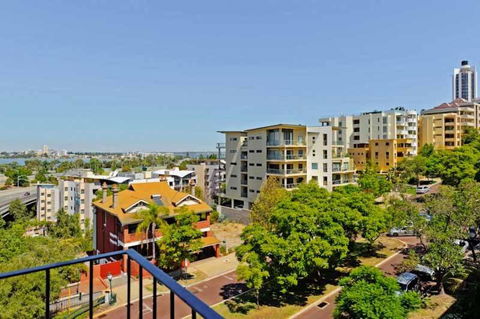 Mountway Holiday Apartments - Sydney 4u 2