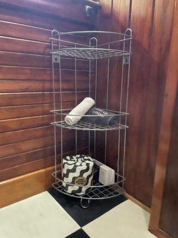 Mt Nebo Railway Carriage And Chalet - Accommodation Sydney 2