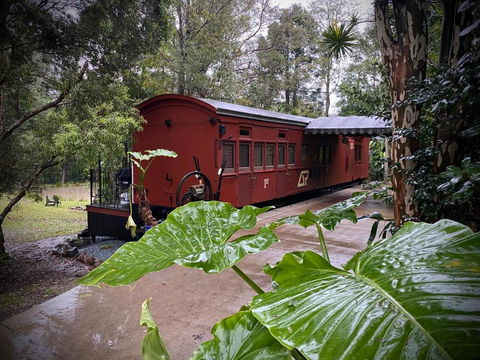Mt Nebo Railway Carriage And Chalet - Accommodation Sydney 1