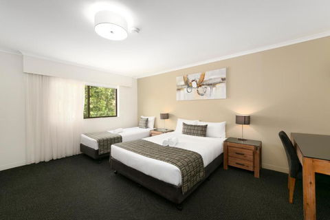 Mt Ommaney Hotel Apartments - Sydney 4u 2